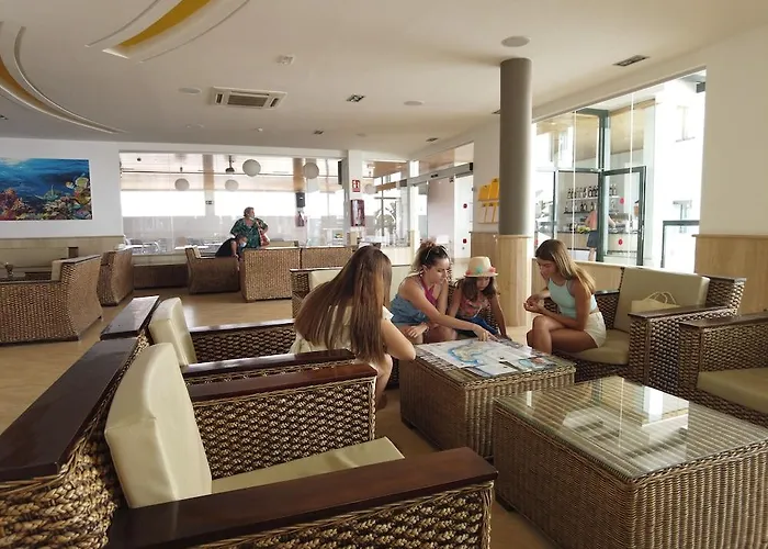 Pocillos Playa, Solo Adultos 4* بويرتو ذيل كارمين