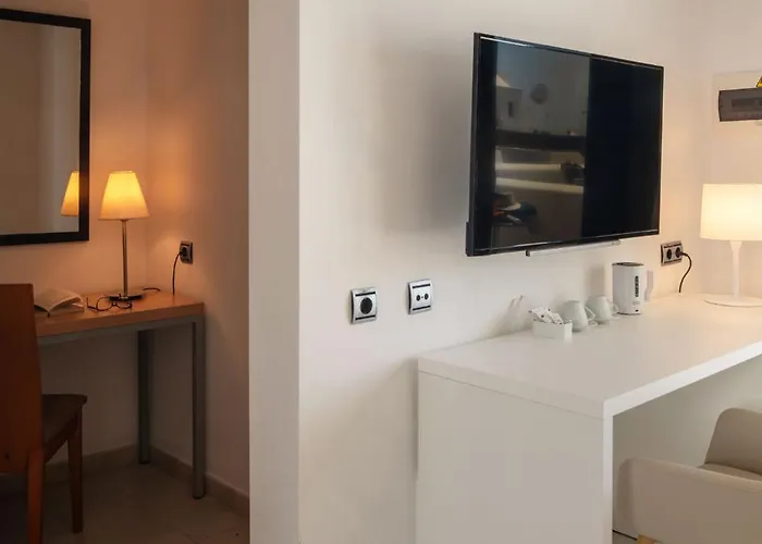 Otel Pocillos Playa, Solo Adultos Puerto del Carmen (Lanzarote)