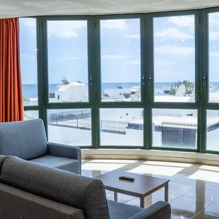 Pocillos Playa, Solo Adultos Hotel 4*